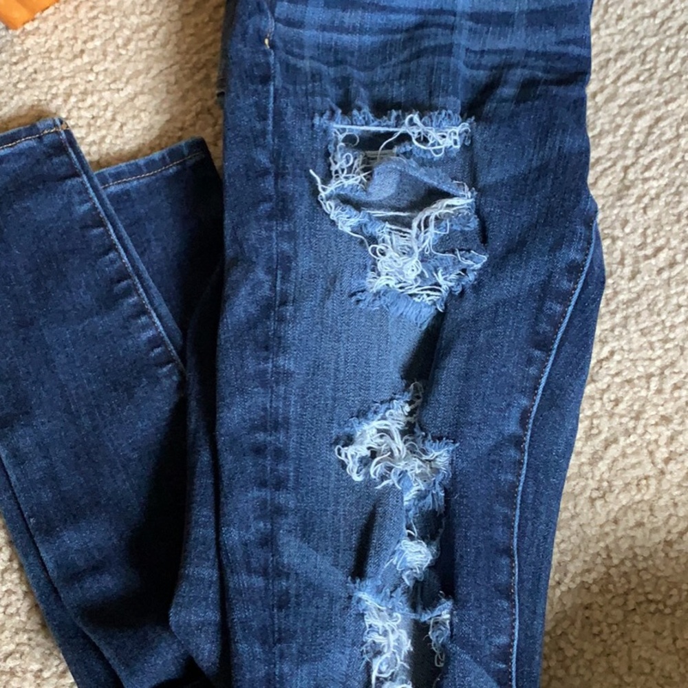 American Eagle Jeans - Picture 2 of 3